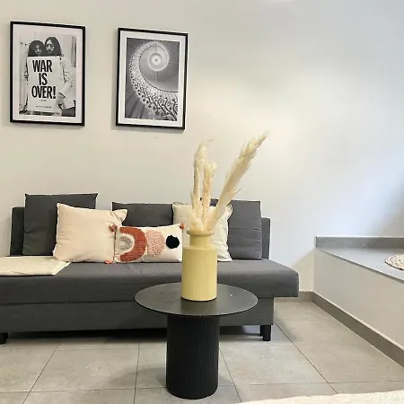 Danbury Apartment Lyon